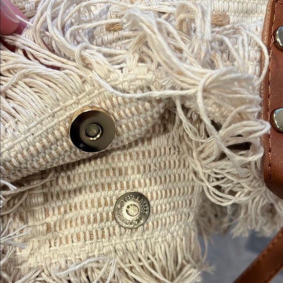 Cream and Brown Woven Tote Bag - Picture 4 of 5